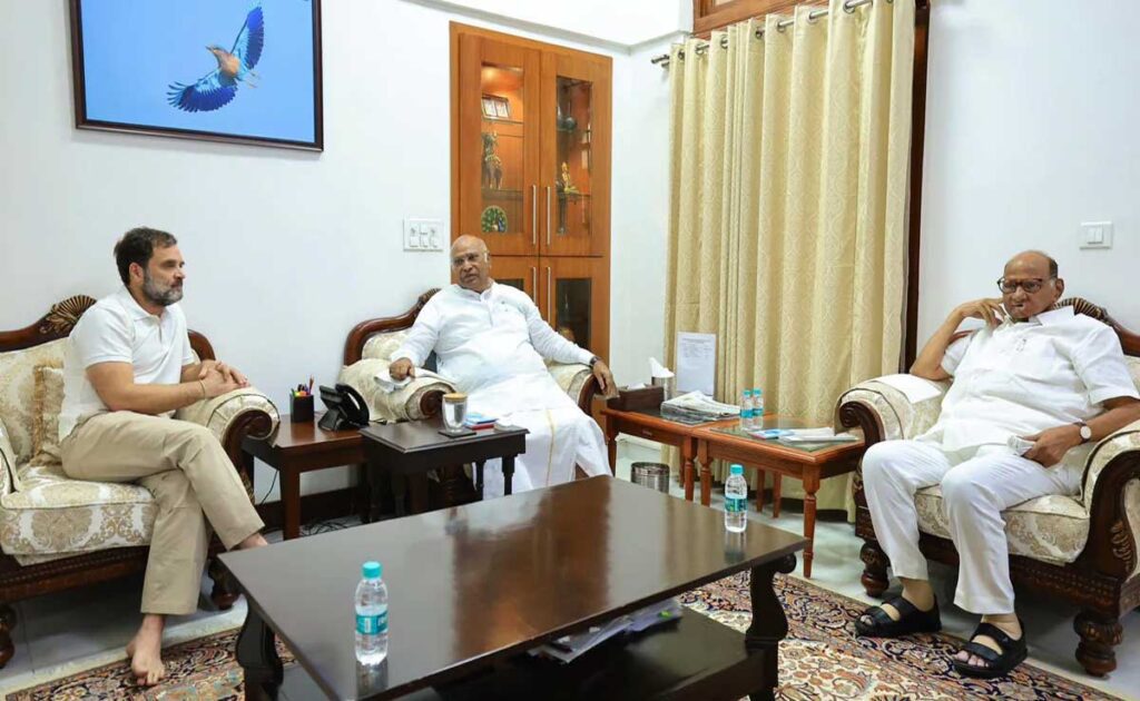 Sharad Pawar met Rahul Gandhi and Mallikarjun Kharge in Delhi