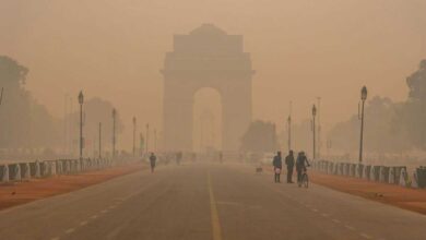 Delhi shrouded in toxic smog, air quality severe