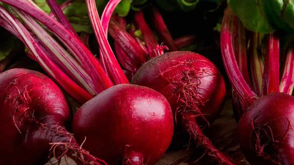 Beetroot Juice the secret of glowing skin