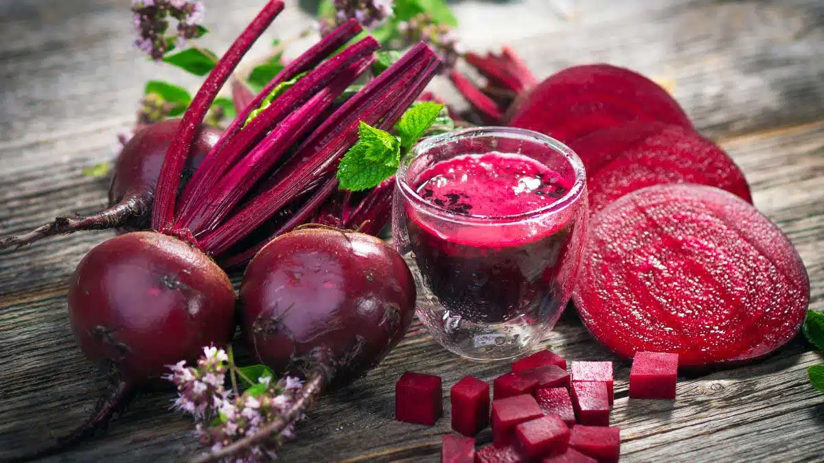 Beetroot Juice the secret of glowing skin