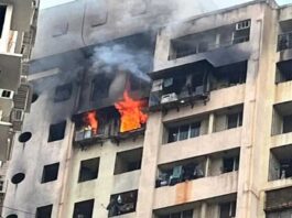 Four injured in fire in Mumbai hospital