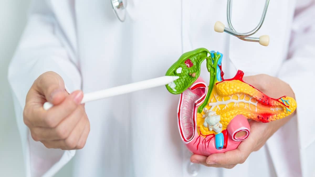 How does cancer occur in gallbladder