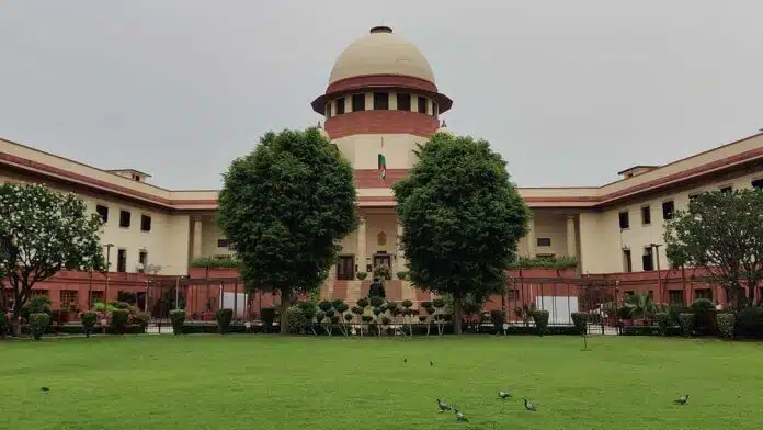 Supreme Court in Patanjali case, apology is not worth writing on paper