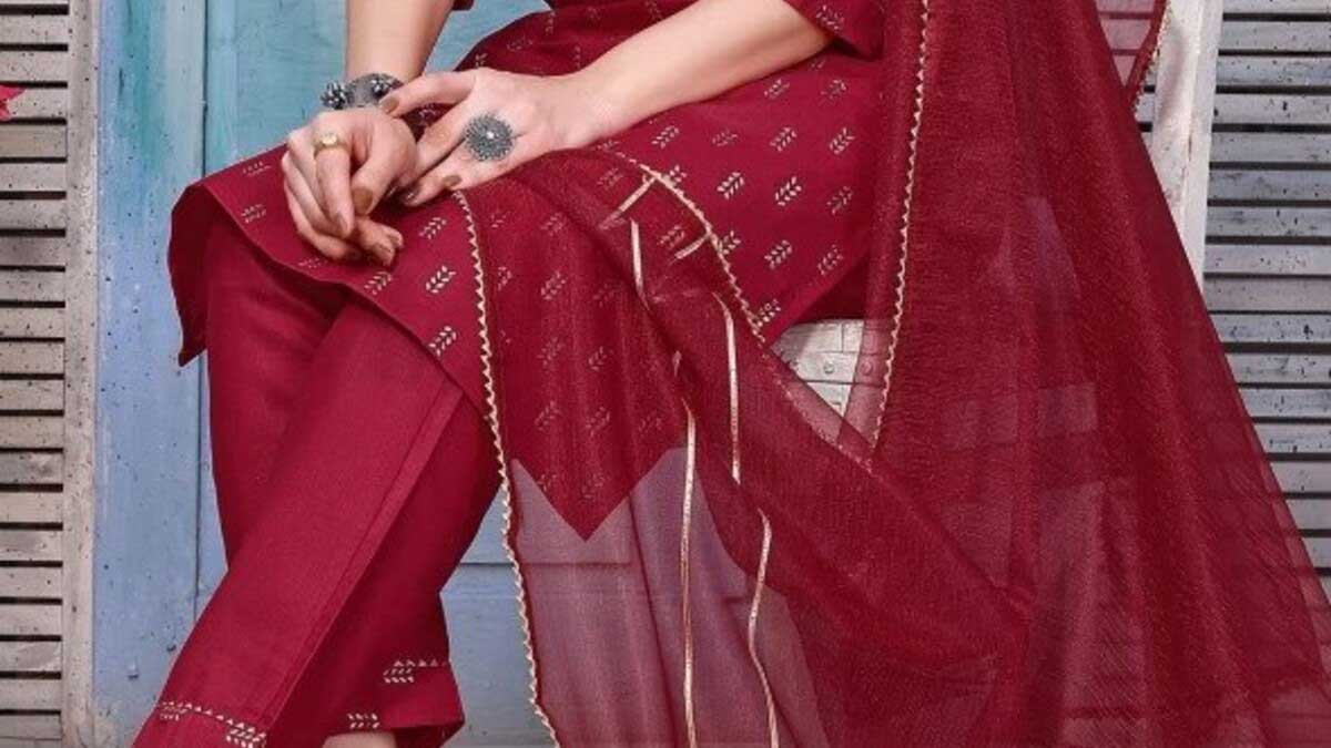 Silk Cigarette Pants trend