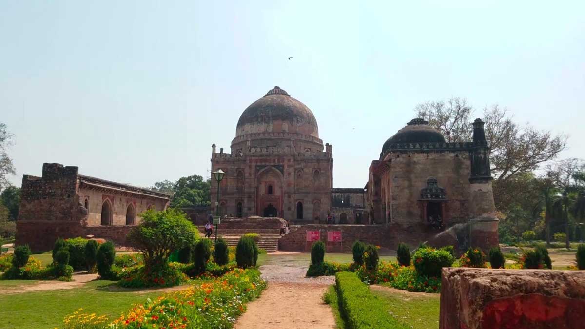 Some places in Delhi, where you can enjoy summer
