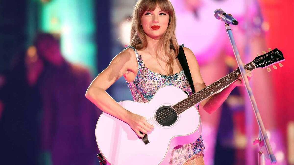 Taylor Swift's 'TTPD' new album achieves historic milestone