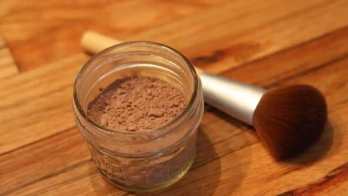 Try 6 DIY Makeup Hacks for Summer Skincare