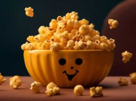 4 Easy Ways to Reheat Popcorn