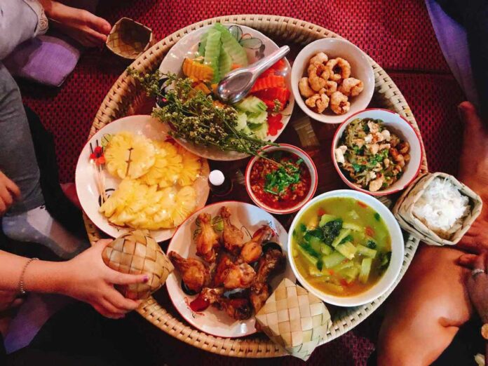 5 Thai Dishes Every Foodie Must Try