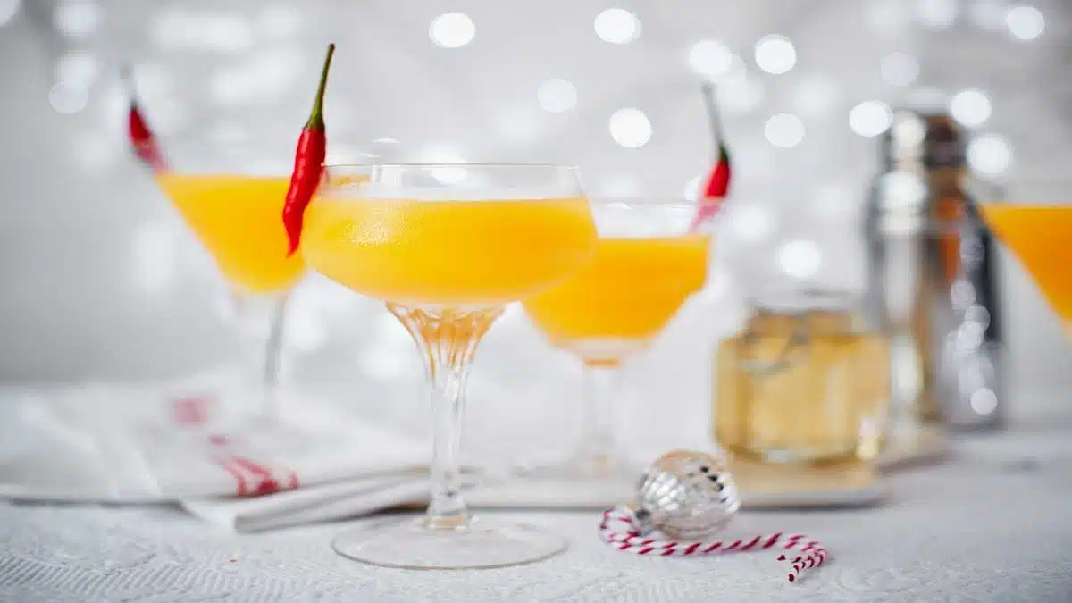 5 mango cocktails for summer