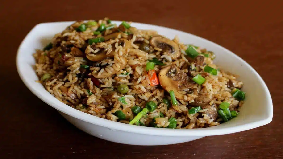 5 recipes to make Burnt Garlic Fried Rice