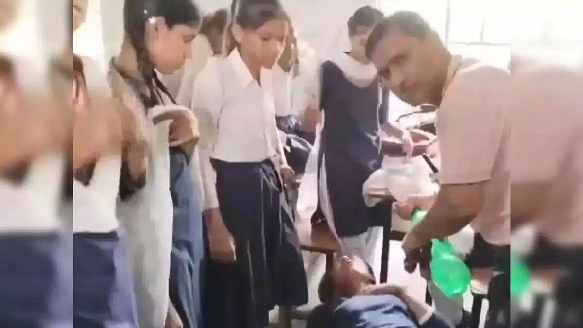 50 students fainted in school due to heat in Bihar