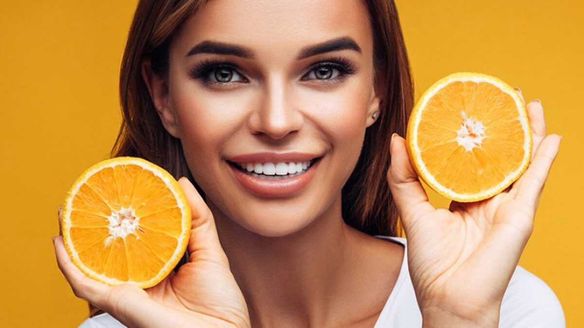 7 Healthy Foods to Treat Oily Skin