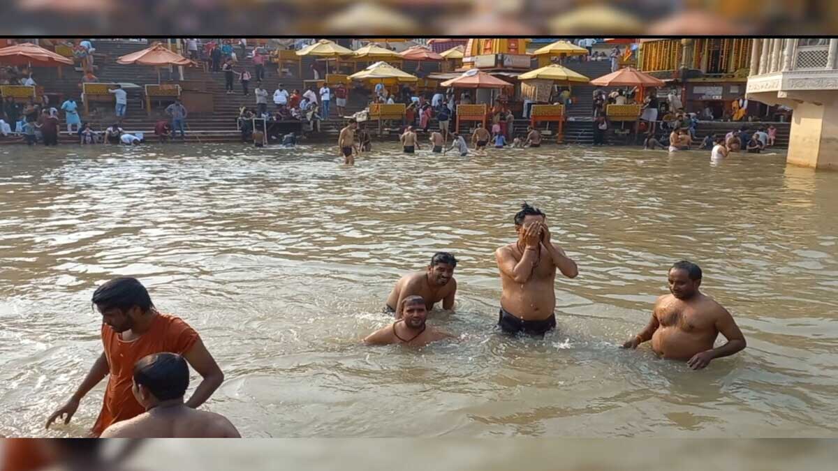 Akshaya Tritiya celebrated with great pomp, took holy bath in Saryu river UP