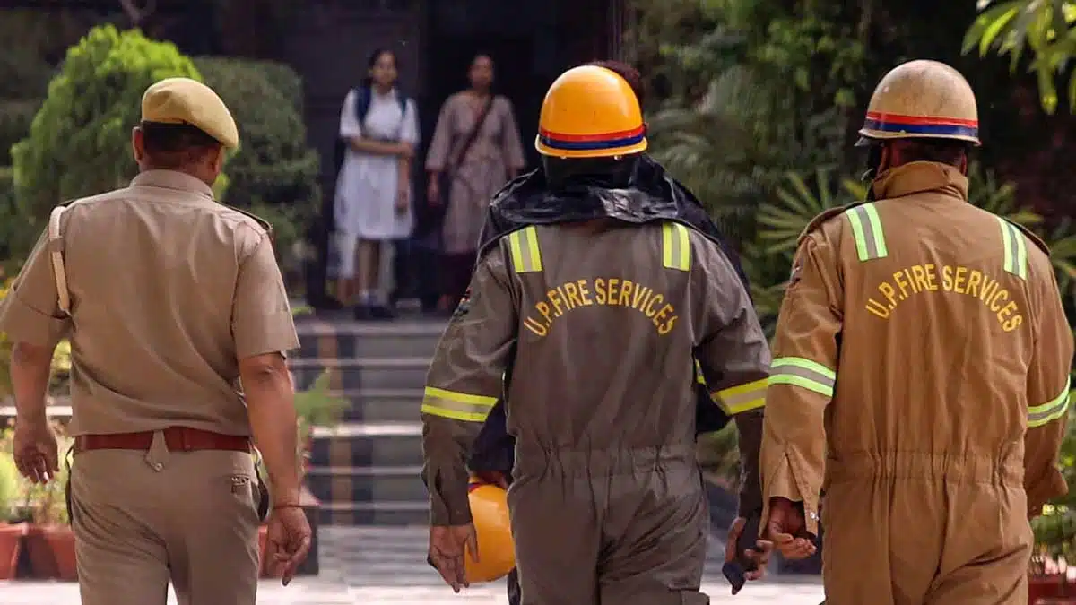 Atul Garg (Delhi Fire Chief) says, bomb threats received by schools are hearsay