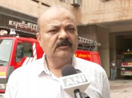 Atul Garg (Delhi Fire Chief) says, bomb threats received by schools are hearsay