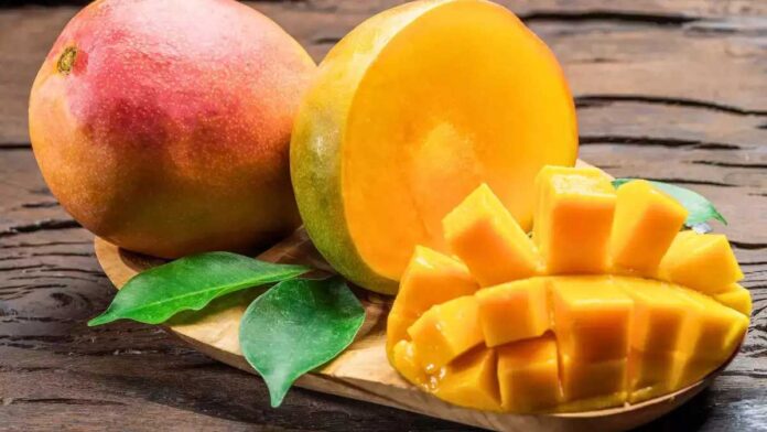 Does eating mango lead to weight gain