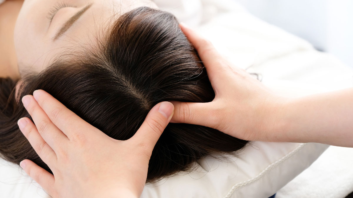 Give this special treatment to your hair at home and get long and thick hair