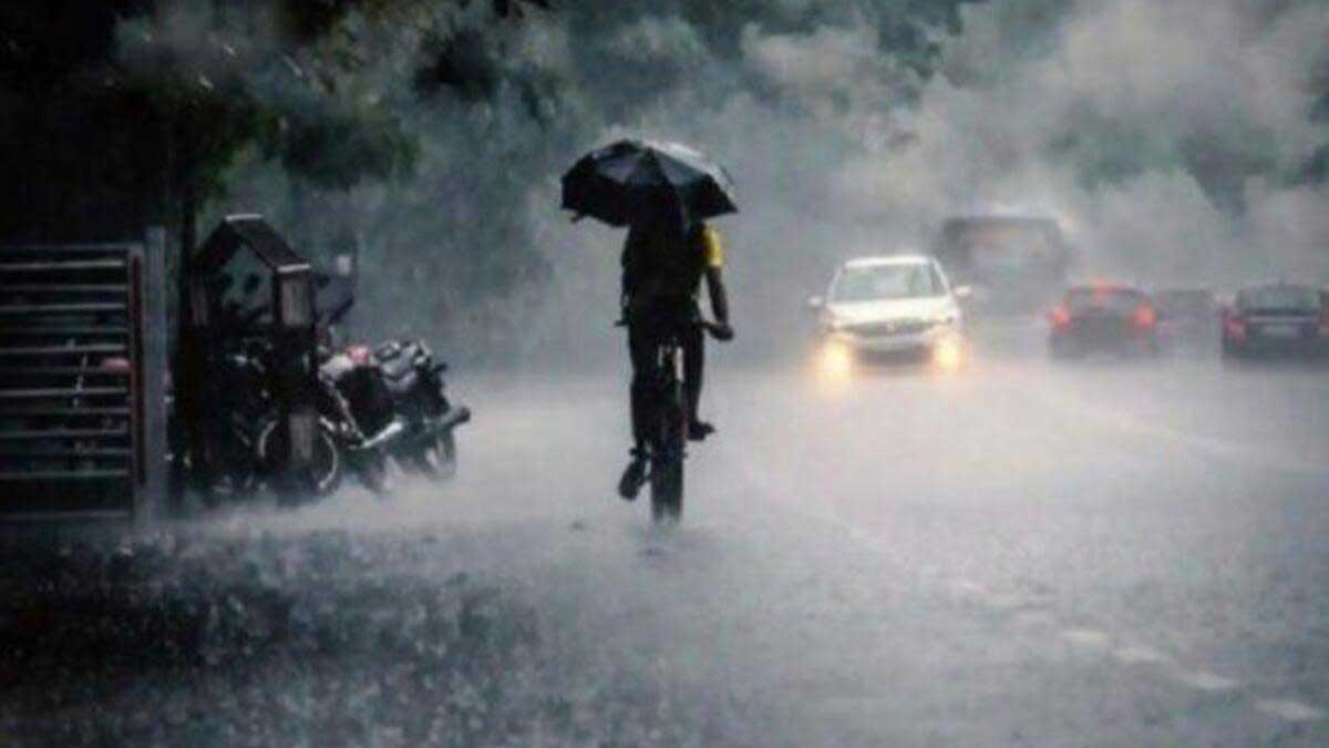 IMD alert of heavy rain in Kerala on May 19-20.