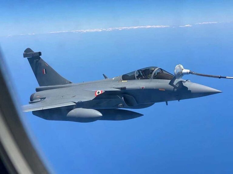 Mega 26 Rafale समुद्री जेट सौदे पर बातचीत करेंगे भारत और फ्रांस   