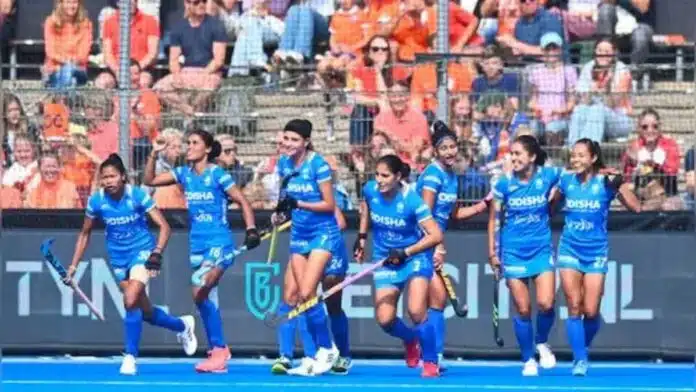 Indian Junior Women's Hockey team won 2-0