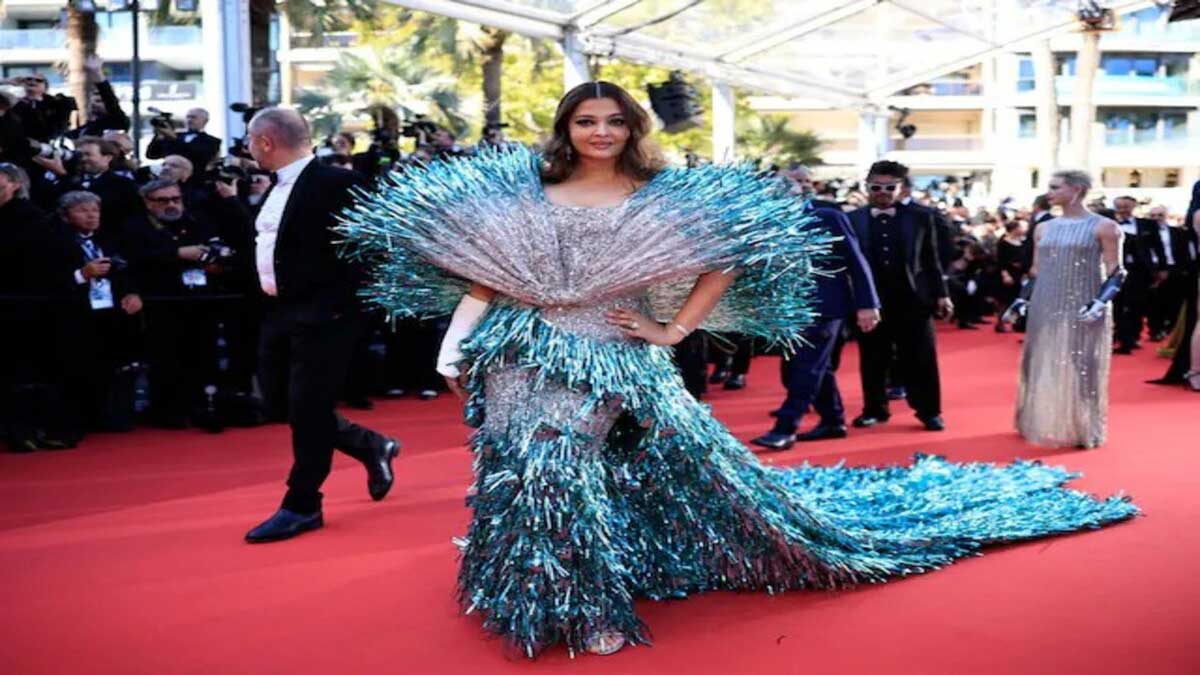 Kiara Advani looks divine in her 1st look at Cannes