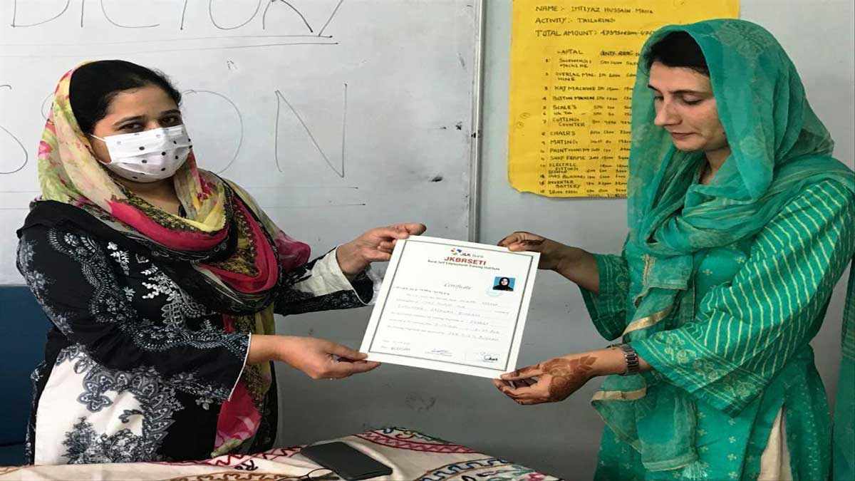 RSETI in Rajouri provides free training to women to make self-reliant