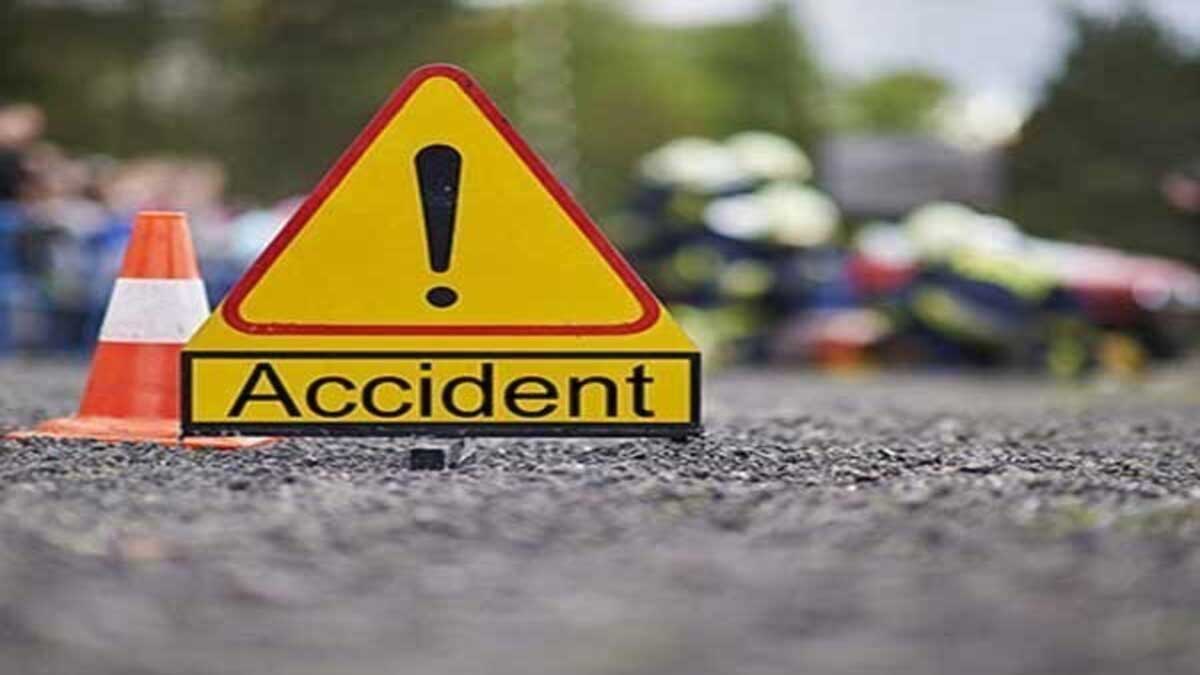 UP: 2 brothers died in an accident on Lucknow-Varanasi highway