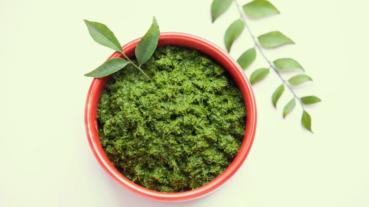 What happens if you eat Curry Leaves on an empty stomach every day