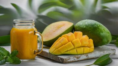 What should not be eaten after drinking Mango Shake