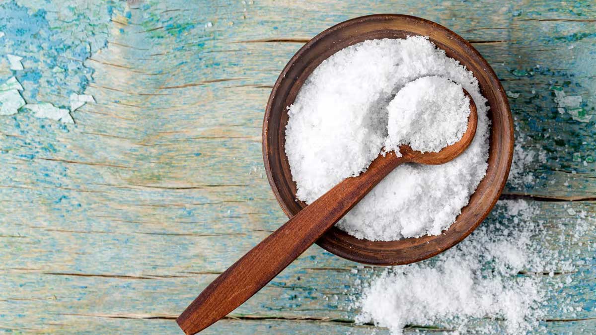 7 health benefits of drinking salt water every day