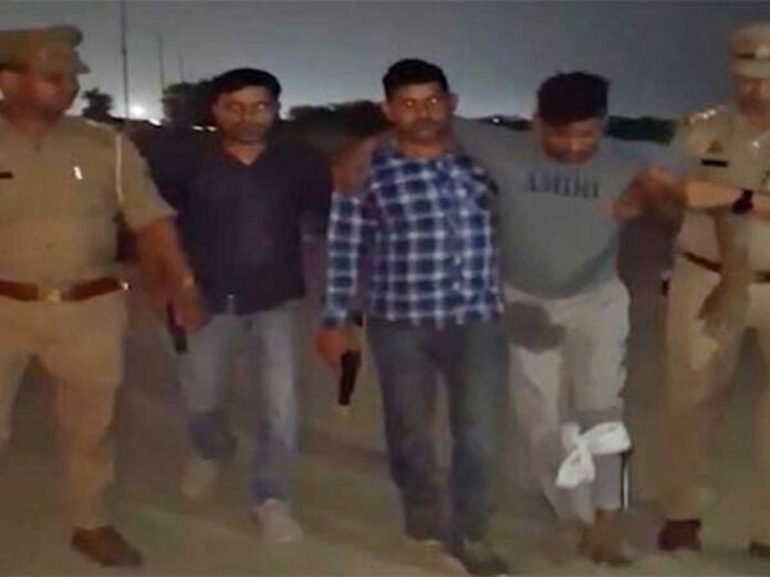 2 members of Thak-Thak gang arrested after encounter in UP's Noida
