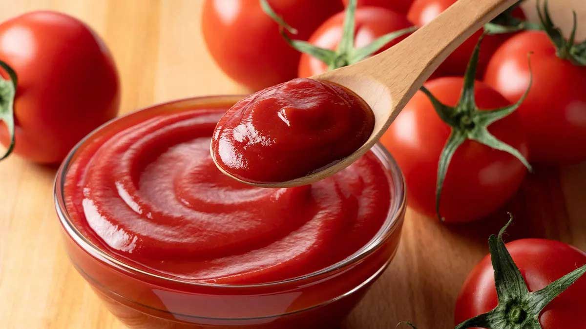 6 Surprising Uses of Tomato Ketchup in the Kitchen