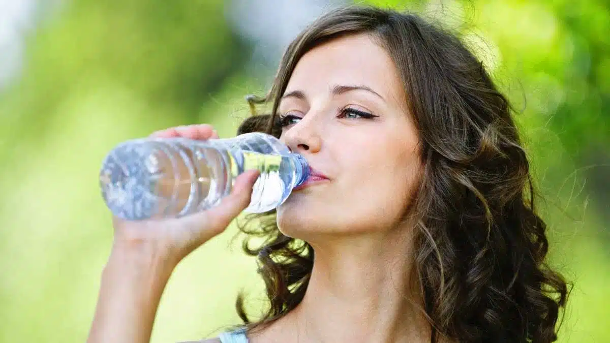 8 natural ways to keep your skin hydrated