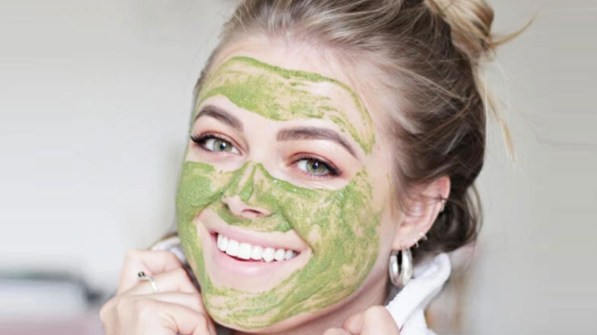 Apply this Green collagen pack to increase facial glow and remove acne and pimples