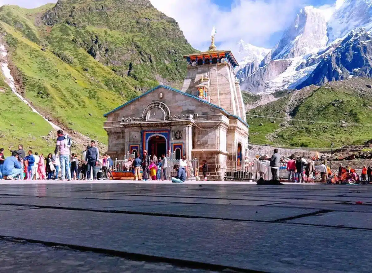 Devotees enjoyed darshan at Kedarnath Dham