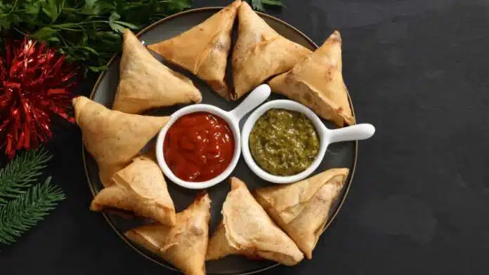 Do you eat samosas Know its huge disadvantages immediately