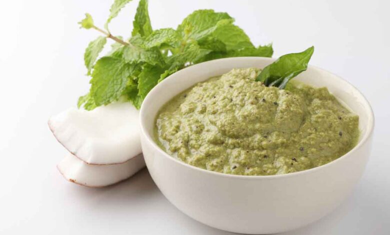 How to Make South Indian Coconut Chutney at Home