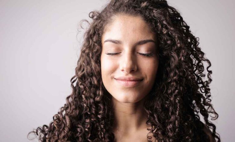If You Straighten Your Curly Hair, Try These 21 Products