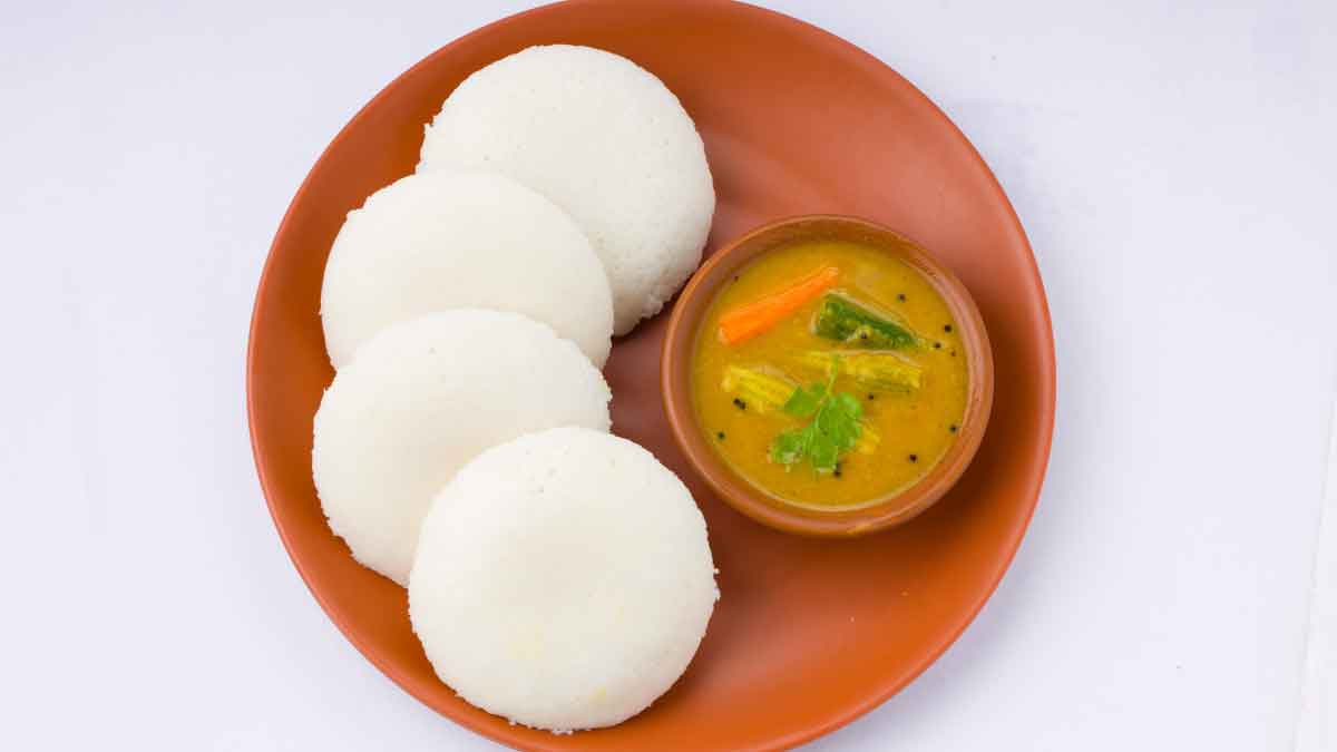 If you want to eat something light for dinner then make Poha Idli