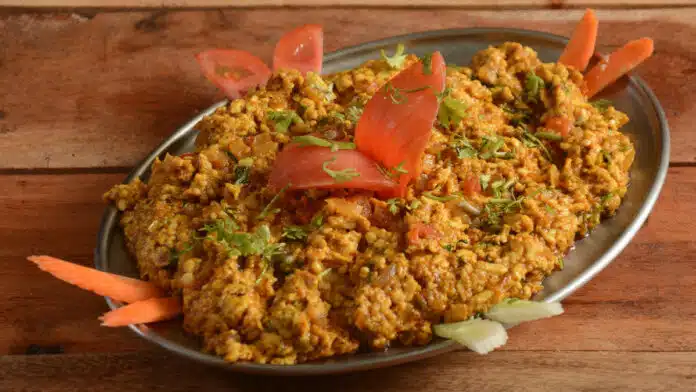 Make Dhaba Style Paneer Bhurji at home