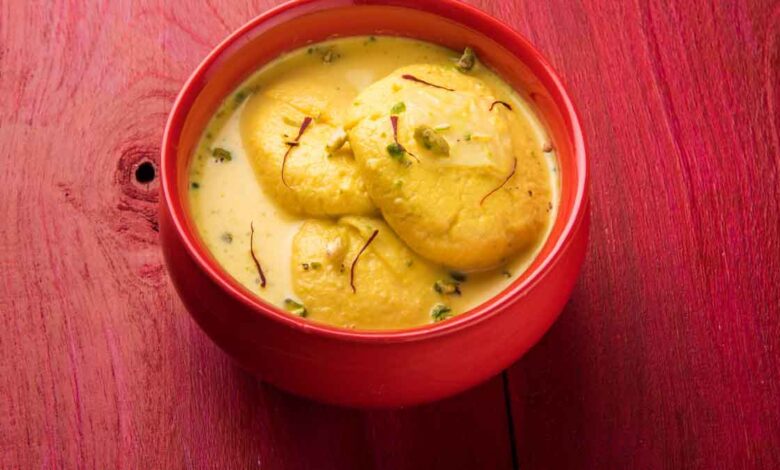 Make delicious Rasmalai at home using only milk powder, with this recipe it will be ready in just 15 minutes
