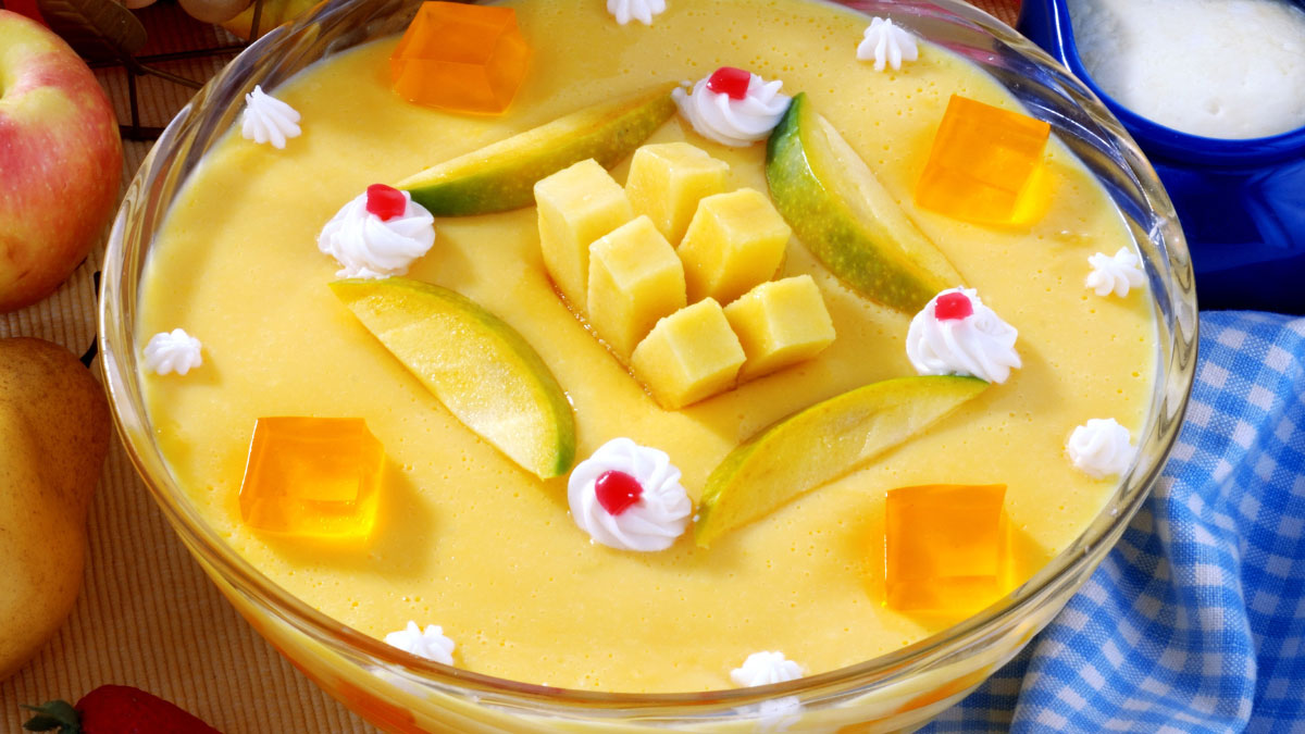 Make fruit custard for children in summer season, know the method of making it