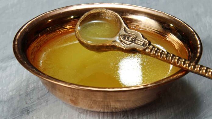 Make pure homemade Ghee with cream, just follow these tips