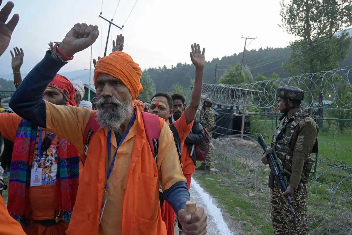 PM Modi greets pilgrims on start of Amarnath Yatra