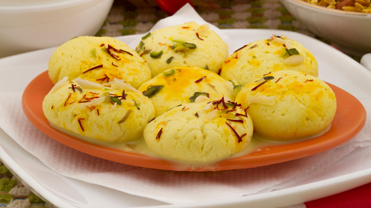 Ras Malai The recipe is very easy, now anyone can make it at home