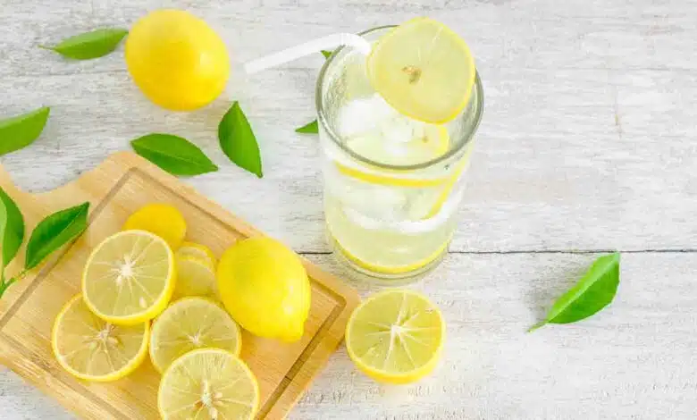 Start your day with Lemon water, its benefits will surprise you