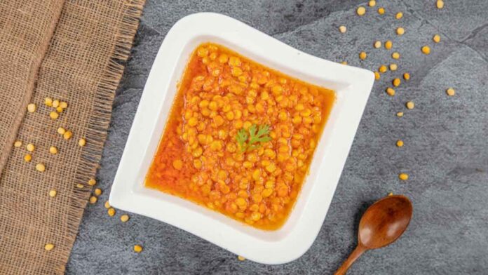 This dal is a powerhouse of protein, eating one bowl of it gives you strength like a horse