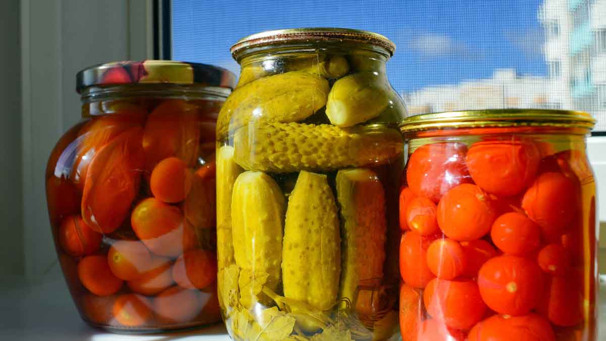 This is the right time to make Pickles for the whole year - in 2 ways