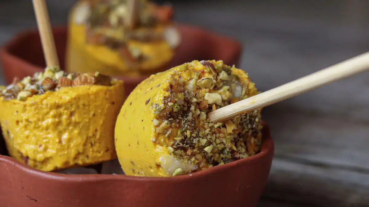 To get relief from the heat, make delicious Kulfi at home